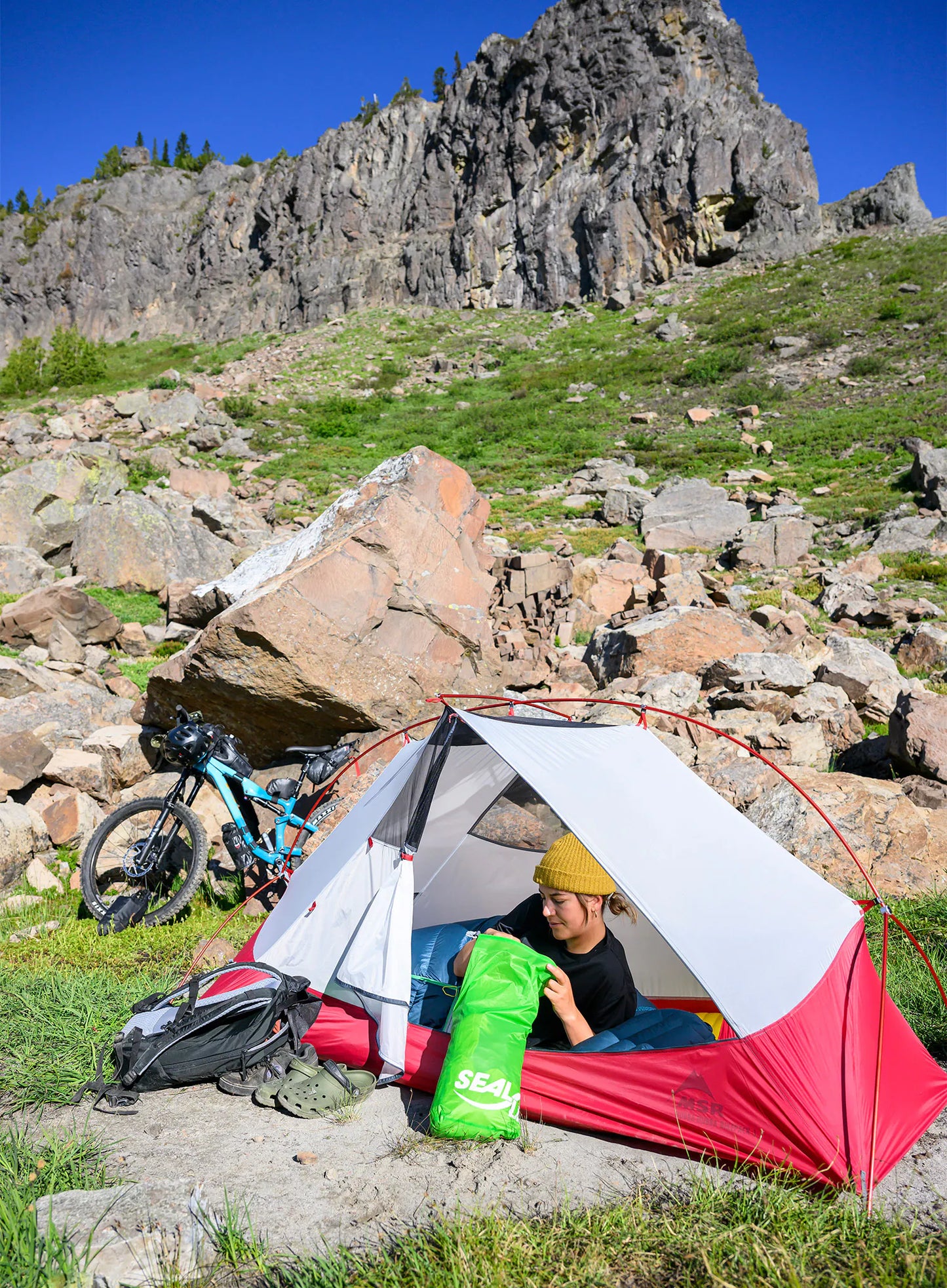 vienviete-palapine-ant-dviracio-msr-hubba-hubba-bikepack-1_2